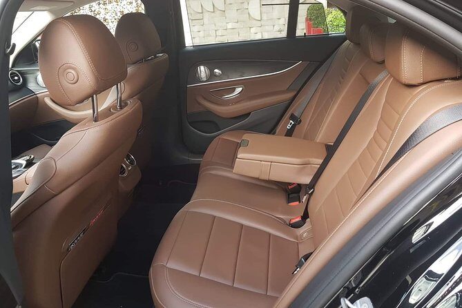 Budapest Private Airport Transfer in a Luxury Car - What Past Travelers Say