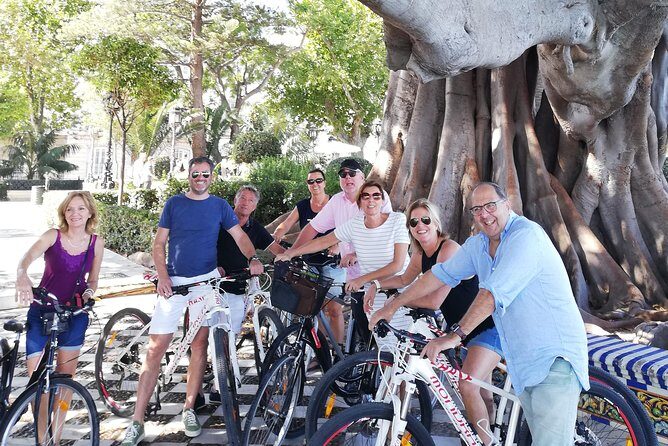 Cádiz 2:30h Bike Tour - Diving Into Cadiz’s Historic Heart