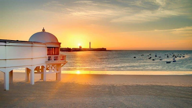 Cadiz: Private Tour with Wine Tasting - Discovering Cádiz: The Historic Heart