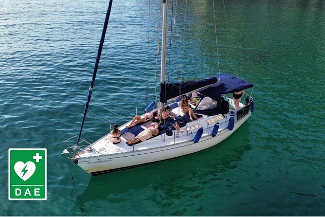 Cagliari: Sailing tour with 4 stops, snorkeling and Prosecco - What to Expect on the Boat