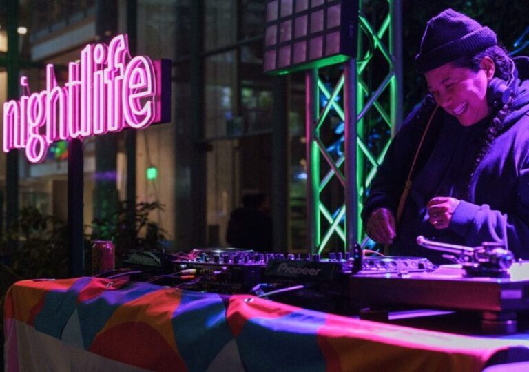 California Academy of Sciences Thursday NightLife Admission - Is It Worth the Price?