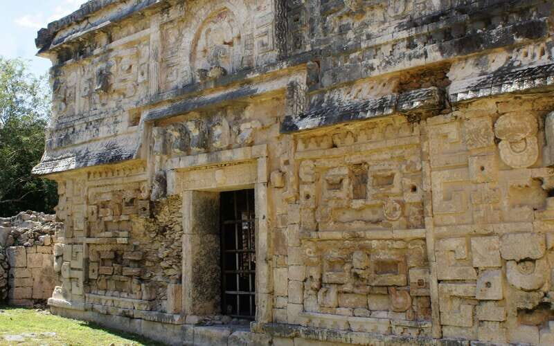 Cancun: Chichen Itza, Coba, & Tulum Day Trip with Pickup - First Stop: Tulum
