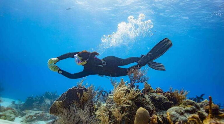 Cancun: Diving the Underwater Art Museum with 2-Tank Dive - Deep Dive into the Experience