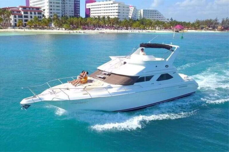 Cancun: Private Luxury 46-Feet Flybridge Yacht Cruise - The Experience from a Traveler’s Perspective