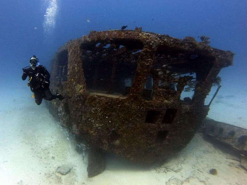 Cancun: Shipwreck & Reef for Certified Divers - Equipment, Guides, & Extra Inclusions
