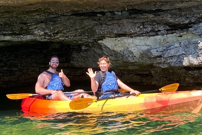 Cave Point Kayak Tour - What to Expect From the Experience