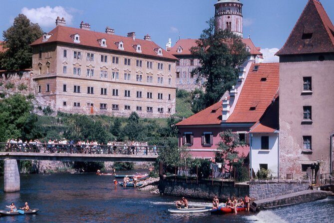 Cesky Krumlov One Day Trip from Prague by bus - Frequently Asked Questions