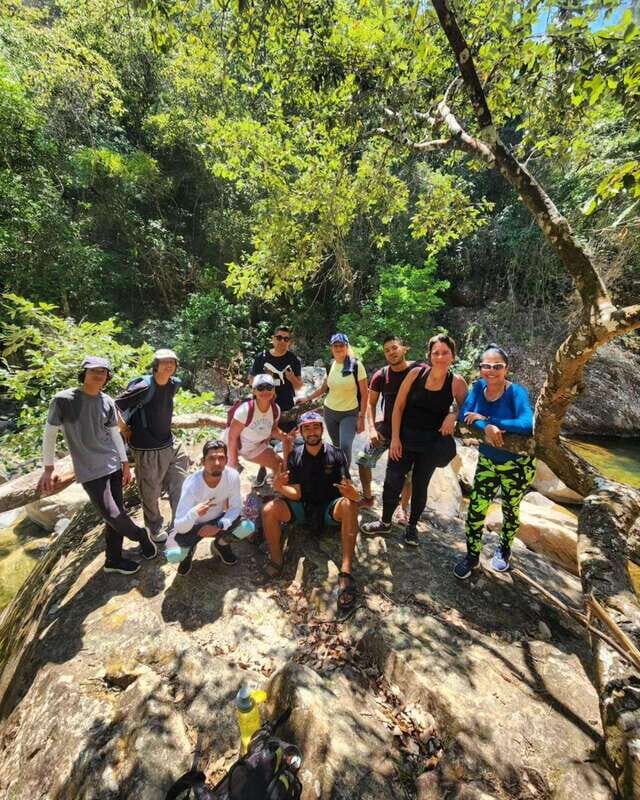 Challenge at Mismaloya Waterfalls with el Tour perron - Transportation and Group Size