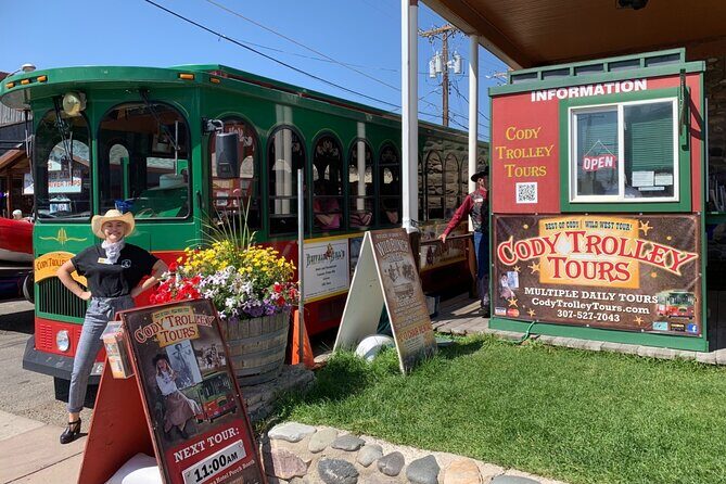 Cody Trolley Tours - Best of the West Trolley Tour - Who Should Take This Tour?