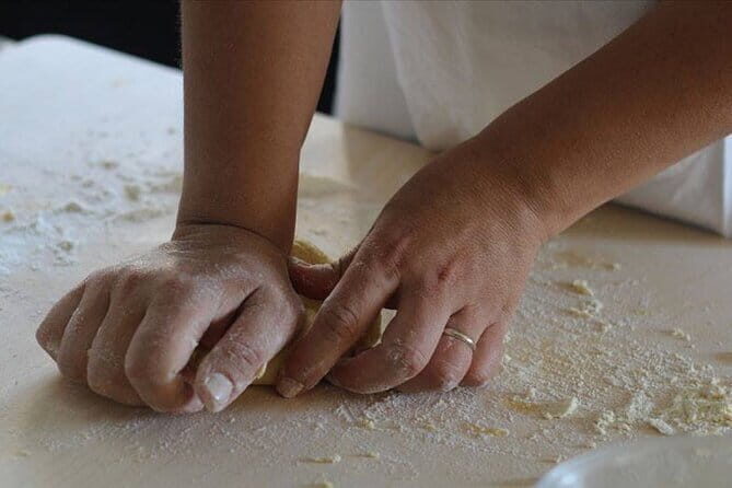Cooking class in your holiday rental - Practical Details and Logistics