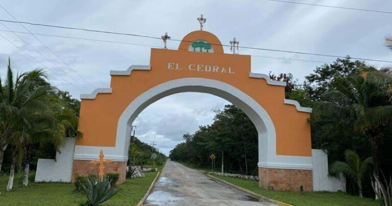 Cozumel: Buggy March, Cedral History and Snorkel Tour - Exploring Cedral: Mayan Ruins and Historic Charm