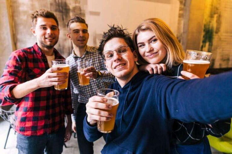 Cozumel: Craft Beer Tasting Experience with Brewery Tour - Tasting and Food Pairings