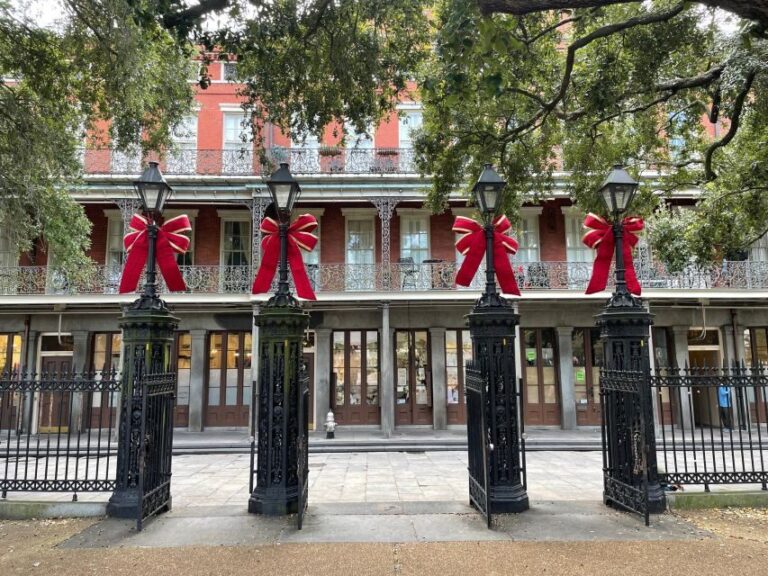 Crescent City Christmas: A Festive Tour of New Orleans - What’s Included and How It Works