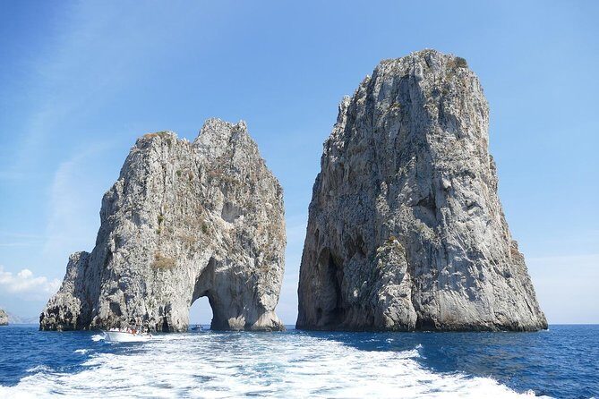 Day Trip to Capri, Blue Grotto, Sorrento & Pompeii Entry Tickets - What Past Travelers Say About the Tour