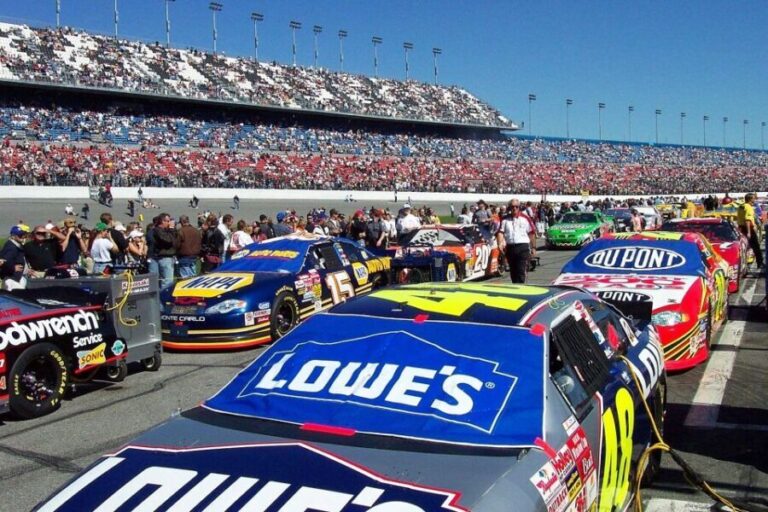 Daytona Beach: Daytona 500 NASCAR Race Ticket - What’s Included and What’s Not