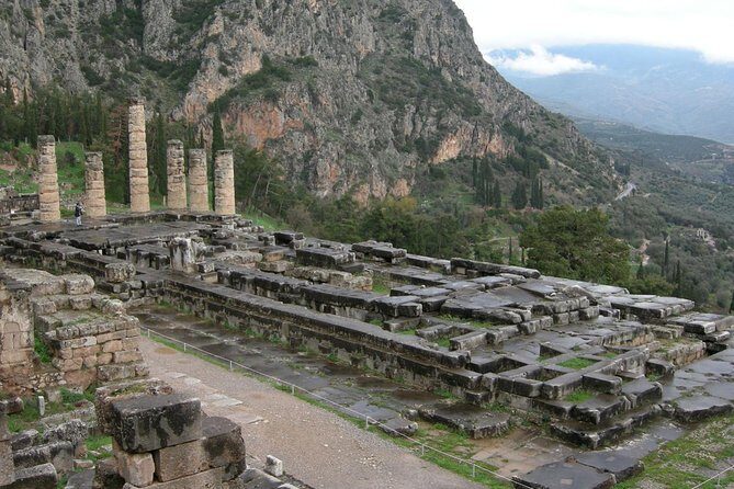 Delphi with Professional English guide and transportation - The Charm of Arachova