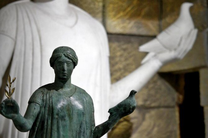 Discover your talent in sculpture, in a country where golden section was born. - Detailed Itinerary Breakdown