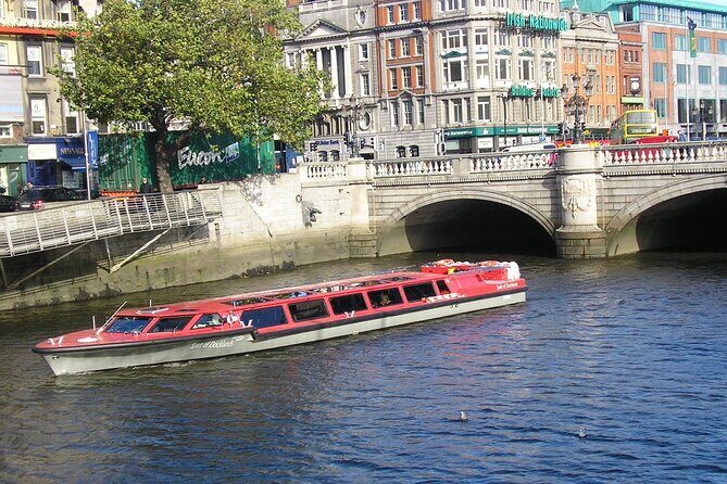 Dublin Sightseeing Cruise on River Liffey with Local Guide - The Experience & What You’ll Hear