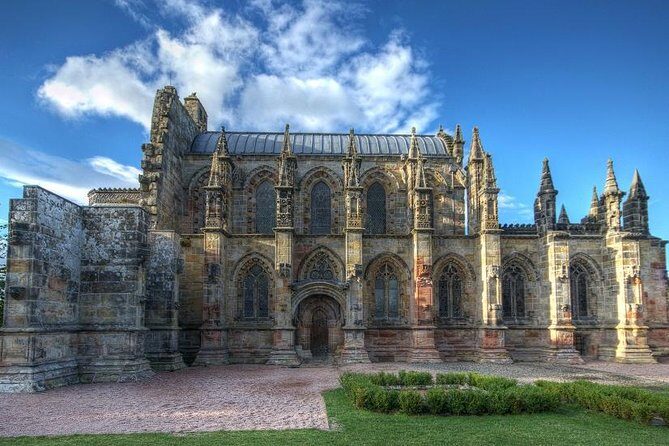 Edinburgh: Rosslyn Chapel, the Borders & Glenkinchie Distillery - Melrose Abbey: The Heart of Scottish Legends