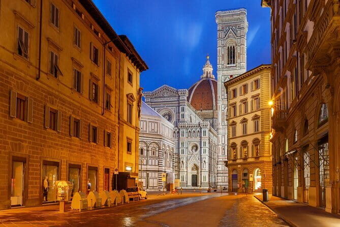 Florence Night Bike Tour with Wine and Aperitivo Picnic included - The Real Advantages of This Tour