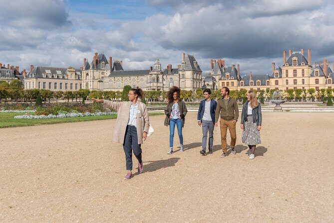 Fontainebleau and Vaux le Vicomte Chateaux Day Trip from Paris - Who Will Love This Tour?