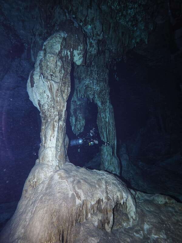 From Cancun: 2 Dives in Cenote Dos Ojos for Certified Divers - Why Choose This Tour?