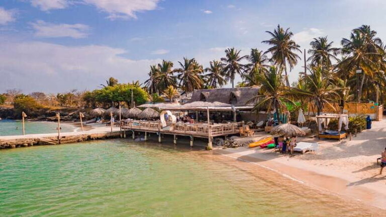 From Cartagena: Palmarito Beach With Buffet Lunch And Pool - The Return Journey