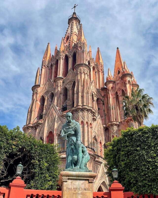 FROM CDMX and PUEBLA: Queretaro, Guanajuato, Hidalgo, Morelia 4 DAYS - Practical Considerations and Value