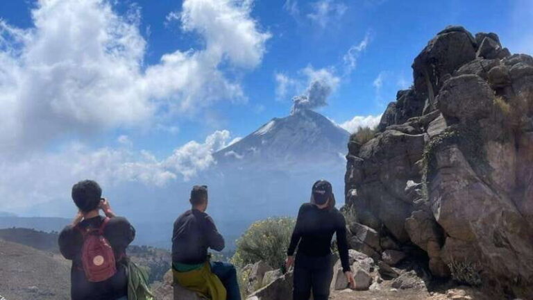 From CDMX: Trekking to Iztaccihuatl Volcano accompanied by a mountaineer - The Detailed Itinerary