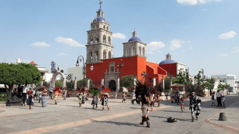 From Leon: Overland City Tour - Exploring the Scenery: Vineyards, Agave, and Haciendas