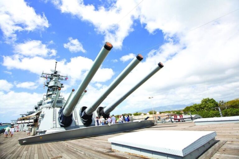 From Maui, Kauai or Kona: Pearl Harbor Heroes Deluxe - Who Will Love This Tour?