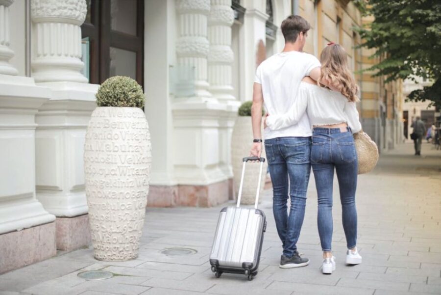 From Niagara Falls: Toronto Airport Private Transfer - The Itinerary Breakdown
