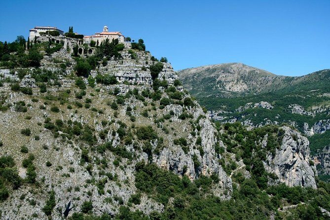 From Nice 1/2 day Tour Gourdon, St-Paul , Tourrettes & Grasse - Transportation and Guide Experience
