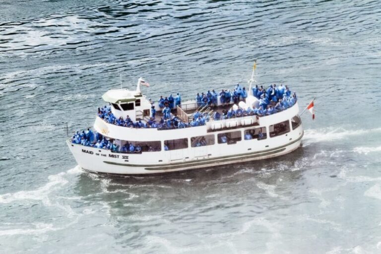 From NYC: Niagara Falls with Outlet Shopping, 2-Day Tour - The Experience: What Travelers Are Saying