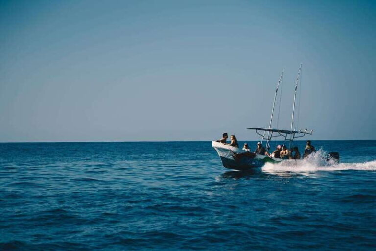 From Oaxaca: One day in Puerto Escondido - What’s Included and What’s Not