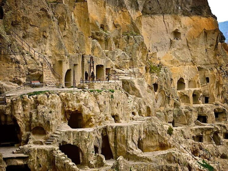 From Tbilisi: Mtskheta, Gori, and Uplistsikhe Day Trip - Detailed Breakdown of the Itinerary