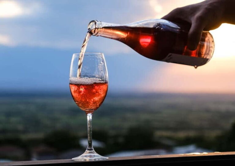 From Tbilisi: Town Treasures & Wine Pleasures Tour - A Detailed Look at the Experience