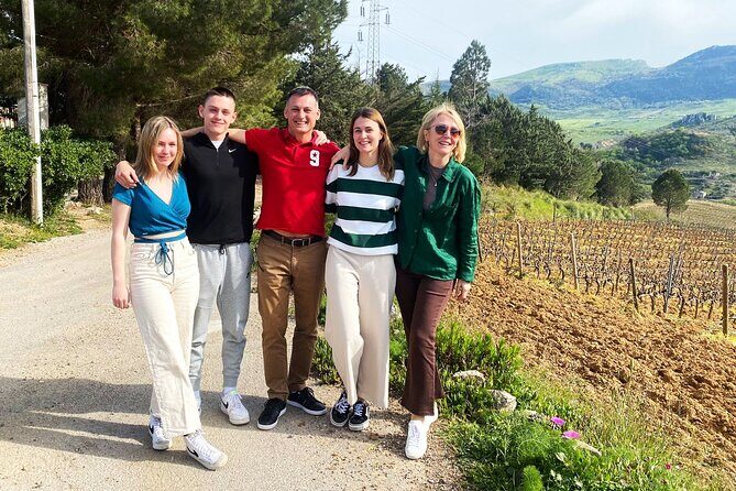 From the Vineyards to the Chalice: A Unique Tasting Experience - Who Will Love This Experience?