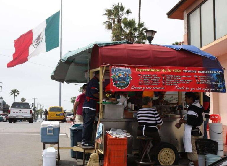 From Tijuana: City Tour Ensenada & Lobster - Puerto Nuevo and Baja Lobster