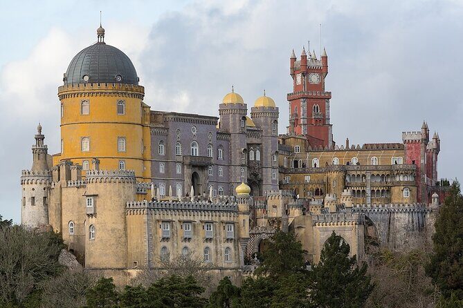 Full-Day Private Tour Sintra and Cascais with Pick Up - What Makes This Tour Stand Out?