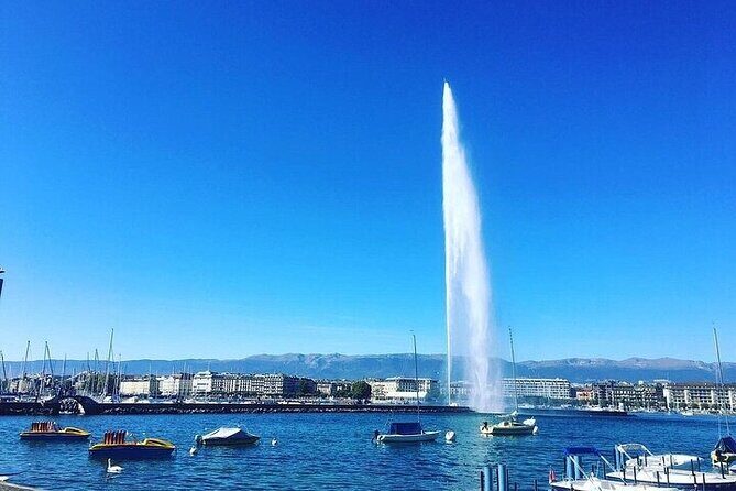 Geneva: Sightseeing of top Places Tour Electric TukTuk 1H15 tour - Detailed Tour Breakdown