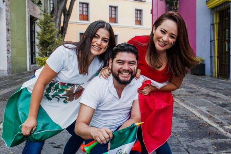 Guided Historic Downtown Walking Tour in Mexico City - Practical Information and Tips
