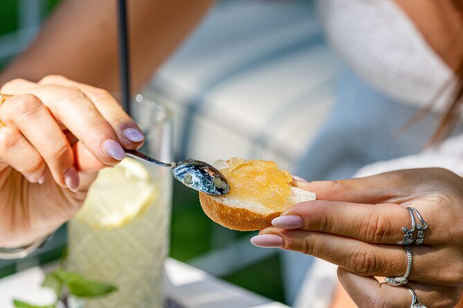 Guided tour of a historic lemon grove in Sorrento - The Details of the Lemon Grove Tour