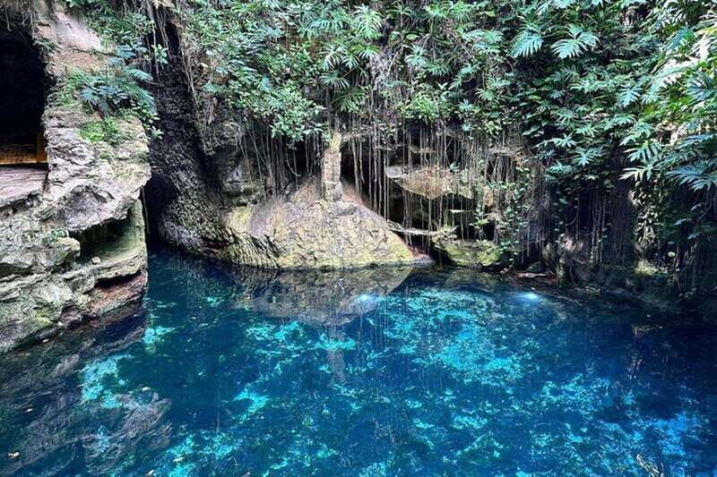 Hacienda Mucuyche Cenotes Tour Oxkintok Mayan Ruins - Exploring Hacienda Mucuyche: A Glimpse into the Henequen Era