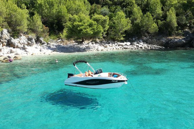 Half-Day Best Beaches & Bays Private Speed Boat Tour - What Reviewers Love Most