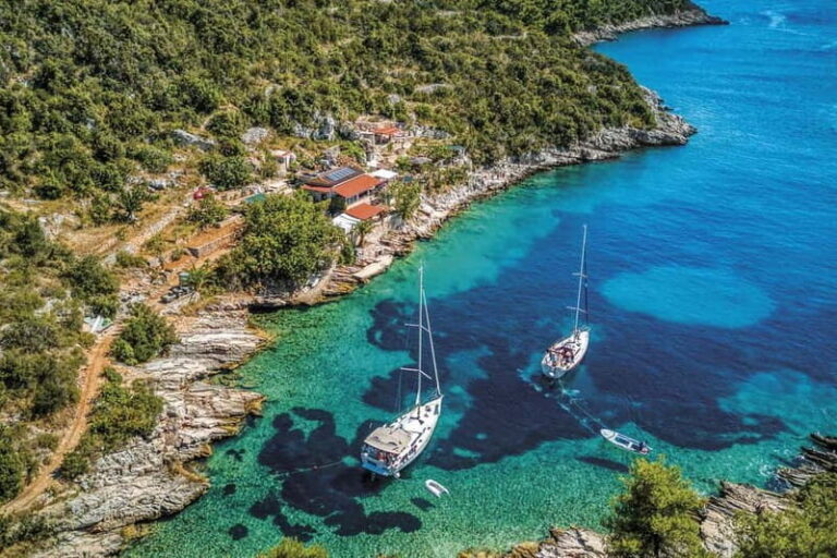 Half day tour (Trogir, Blue lagoon, shipwreck bay) - Who Is This Tour Best For?