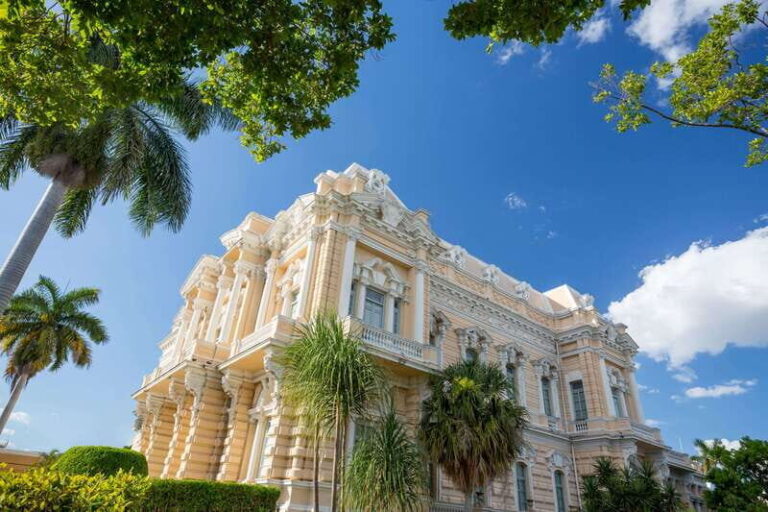 Heart of Yucatan: 2-Day Tour from Cancun with Merida Stay - Day Two: Archeology, Cocoa, and Colonial Charm