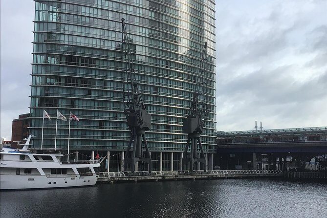 Historic walk of East Londons Wapping Docks and its famous Pubs - Who Should Consider This Tour?