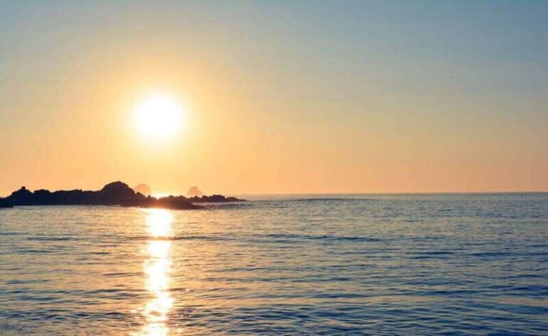Huatulco: Sunset Boat Tour - Itinerary Breakdown: From Santa Cruz to Sunset