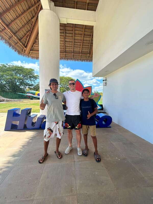 Huatulco: Surf Lesson with surf instructor. All Levels - The Experience Outlined